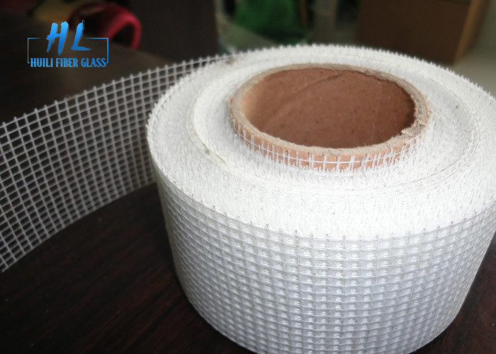 C Glass 60g - 65g/m2 Fiberglass Self Adhesive Mesh Tape Strength Alkali Resistant Free Sample